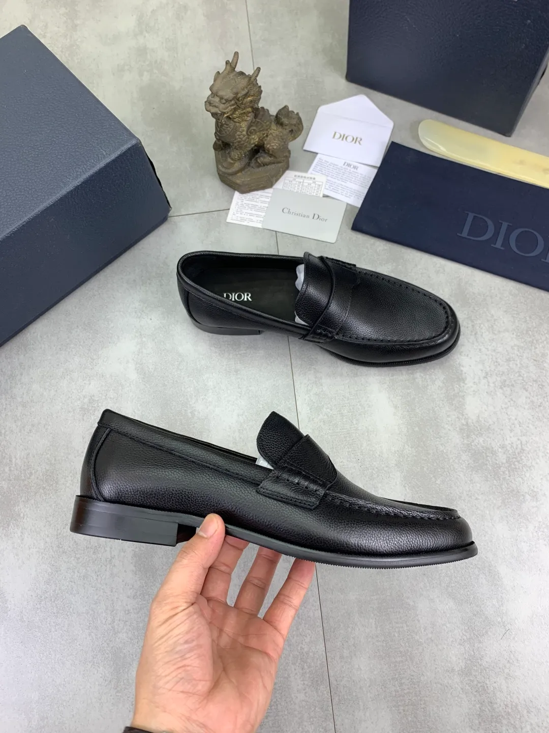 Men's men's shoes 💰P560 new style 💰high version 💎💎💎Dior original version! Top Italian purchasing agent! Men's business casual leather shoes, original imported pebbled calfskin upper, ultimate texture, gentlemanly style, imported water-dyed cowhide inside, top-quality original Italian rubber outsole, first-class workmanship, top quality! Size: 39-44 (45 customized) 3️⃣ colors available